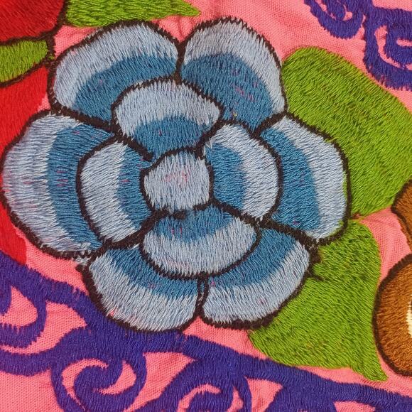 Vintage Handmade Huipil Pink Embroidered Sleeveless Square Poncho Top - Picture 7 of 7